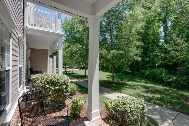 805 Hobbit Ln, Nashville, TN 37211