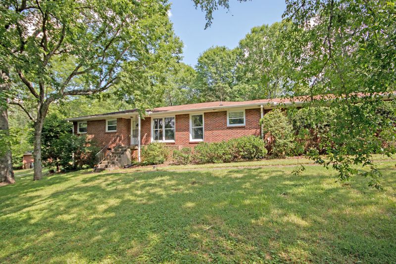 1128 Sparta, Nashville, TN 37205