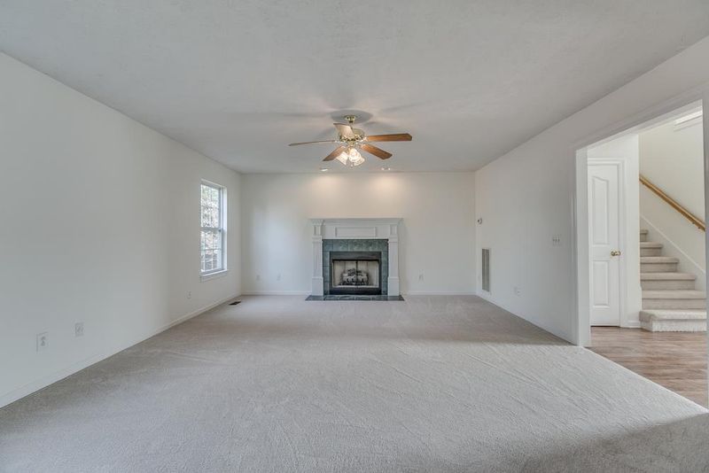 3311 Meadowhill Dr, Murfreesboro, TN 37130