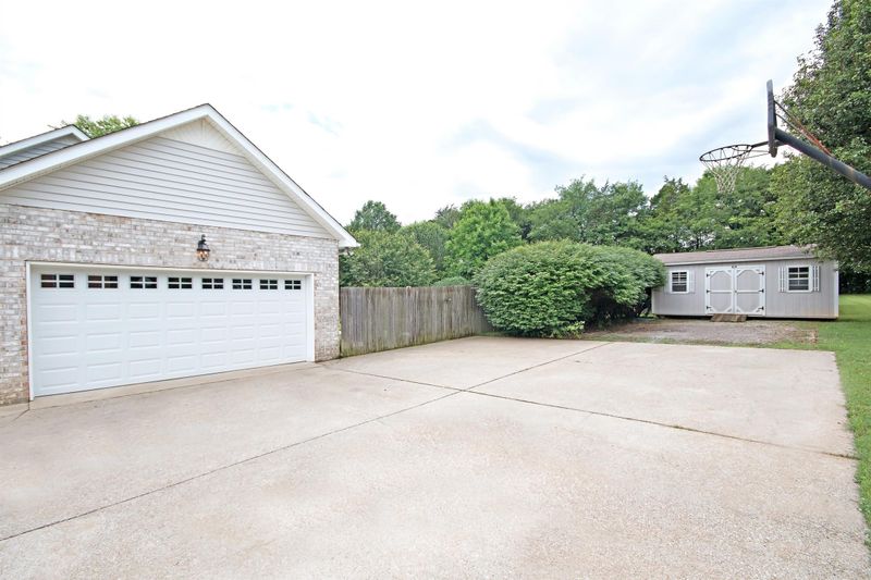 1092 Kathryn Rd, Mount Juliet, TN 37122