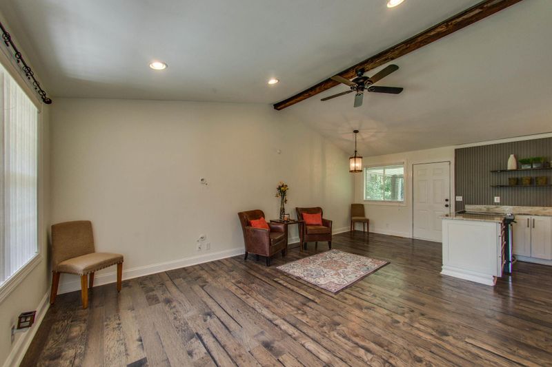 194 Tusculum Rd, Antioch, TN 37013