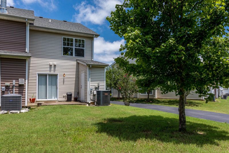 3043 Harpeth Springs Dr, Nashville, TN 37221