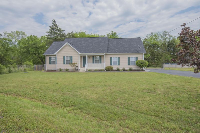 7141 Lone Eagle Dr, Murfreesboro, TN 37128