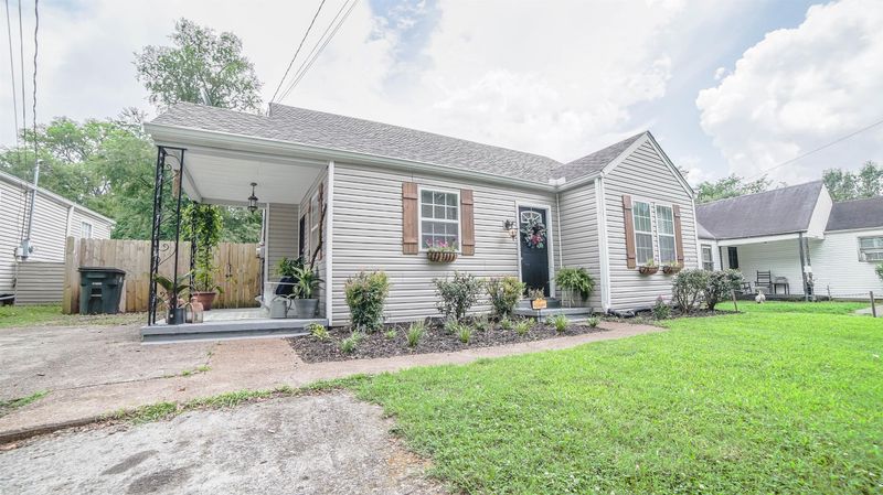 1505 Montgomery Ave, Nashville, TN 37207