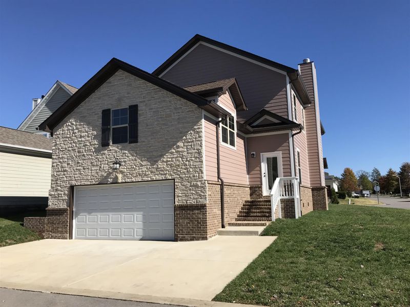 3433 Blaze Dr, Murfreesboro, TN 37128