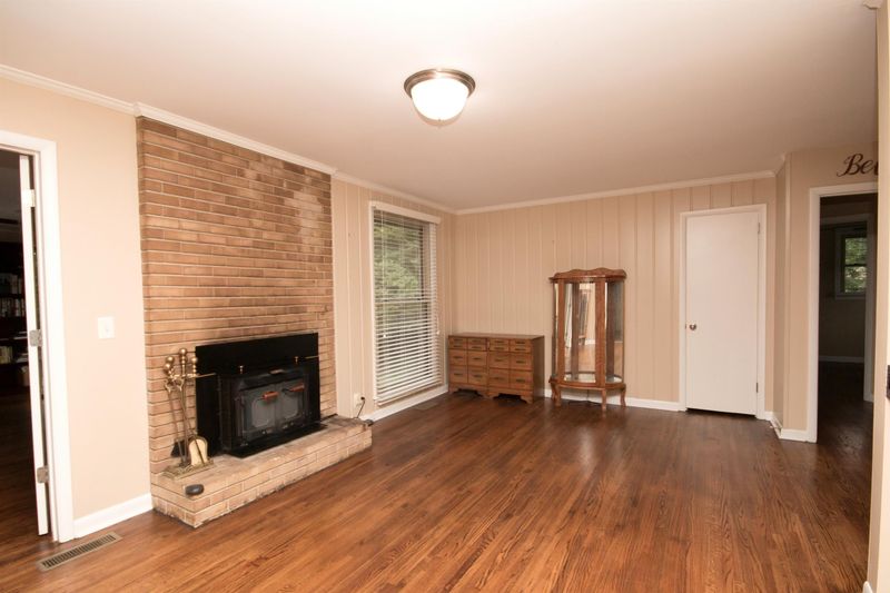 209 Curtis Cross Rds, Hendersonville, TN 37075