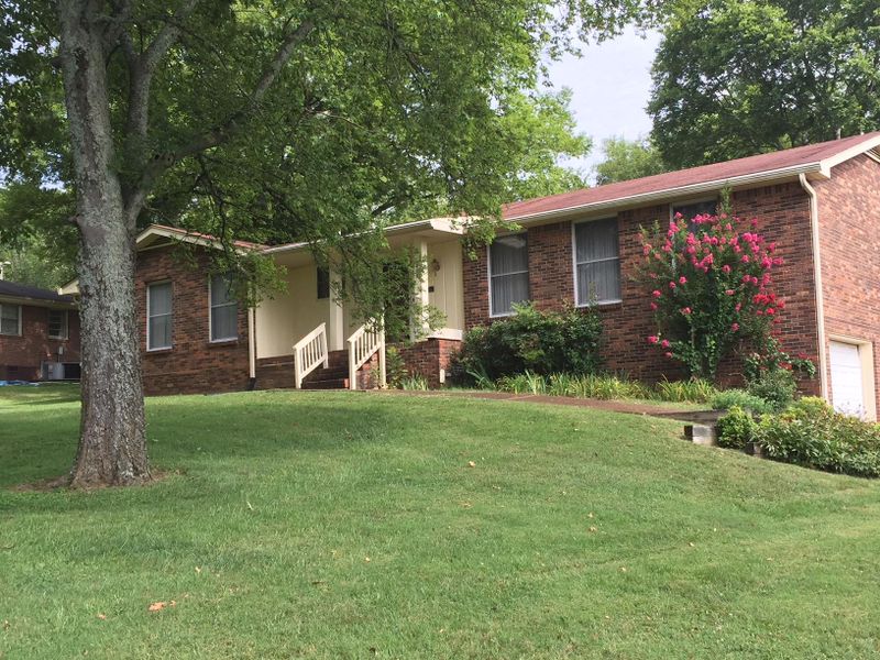 408 Kemper Dr N, Madison, TN 37115