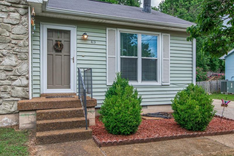 413 Sunset Dr, Mount Juliet, TN 37122