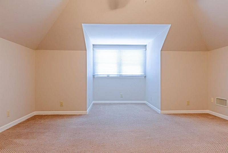 715 Richard Rd, Murfreesboro, TN 37129