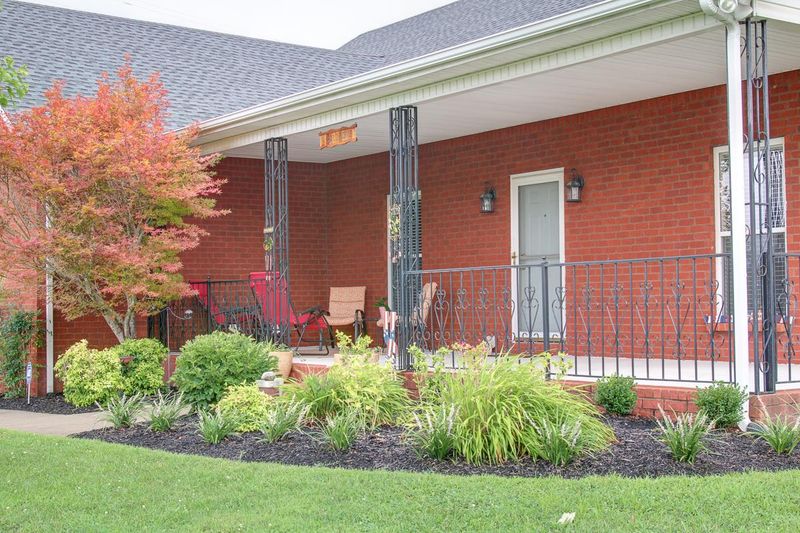 3402 Lakebrook Dr, Murfreesboro, TN 37130