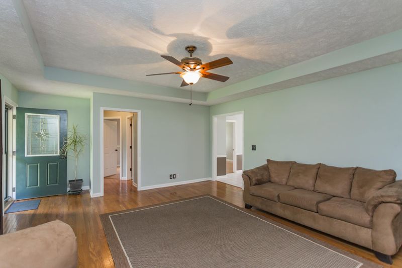 3116 Ridgeview Ct, Murfreesboro, TN 37129