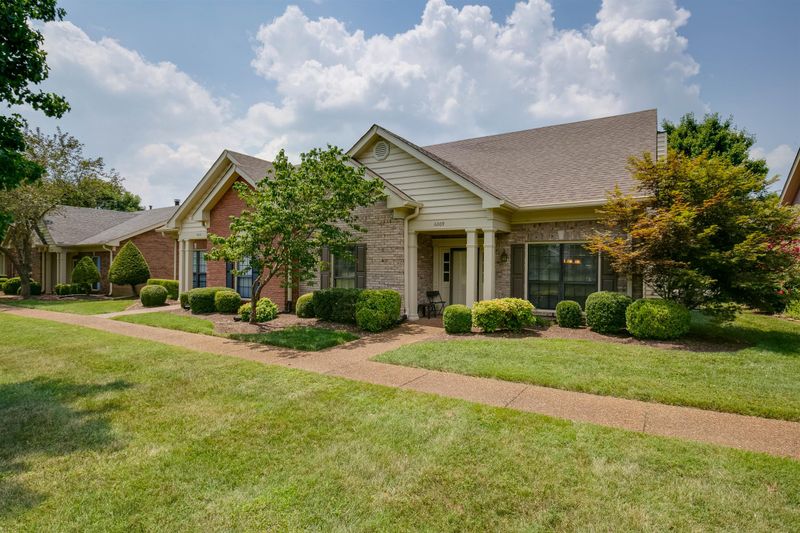 6009 Sunrise Cir, Franklin, TN 37067