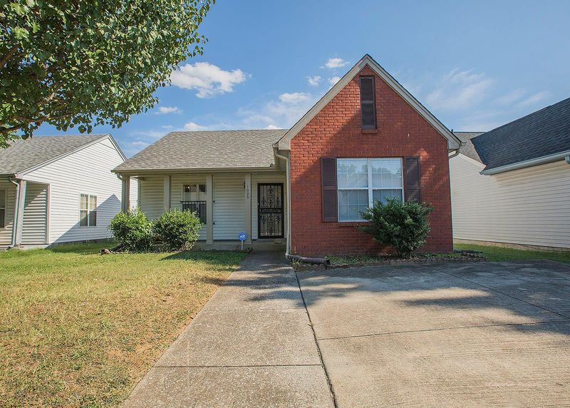 1005 Looby Cir, Nashville, TN 37208