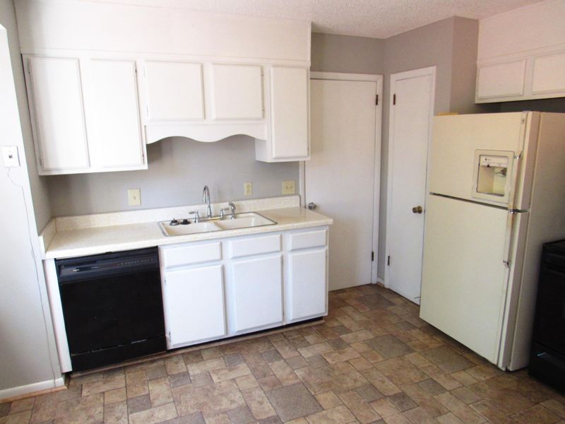 2920 Cherry Hills Dr, Antioch, TN 37013