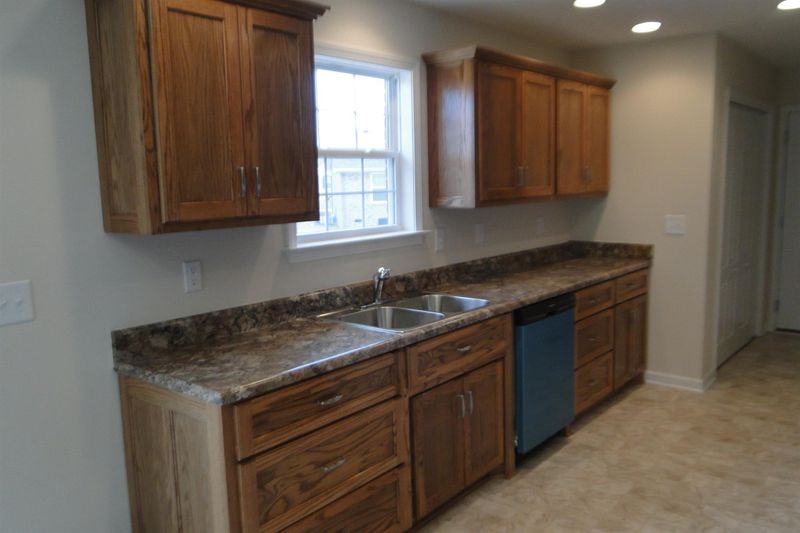 2045 Eisley Ln, Columbia, TN 38401