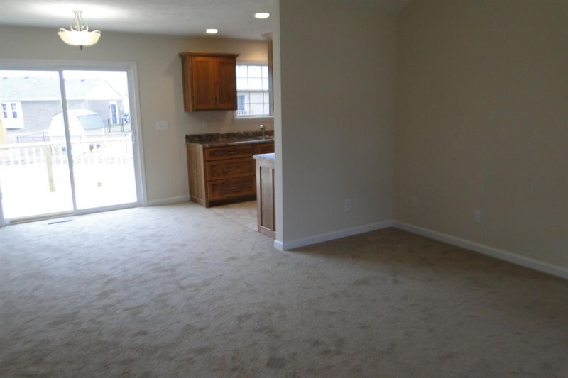 2045 Eisley Ln, Columbia, TN 38401