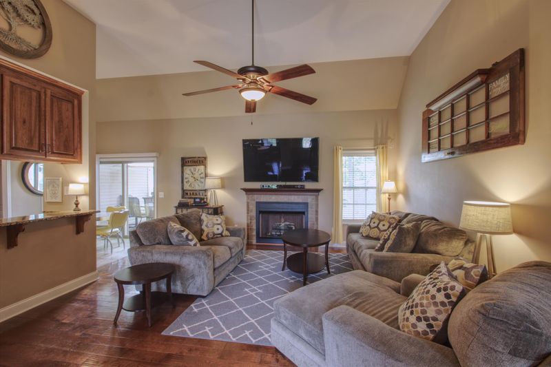2032 Rebekah Dr, Greenbrier, TN 37073