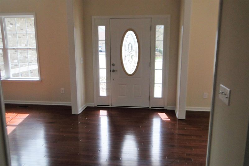 627 Natalie Ln, Spring Hill, TN 37174