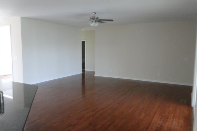 627 Natalie Ln, Spring Hill, TN 37174