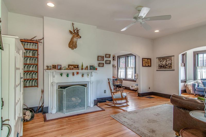 1023 Maynor St, Nashville, TN 37216