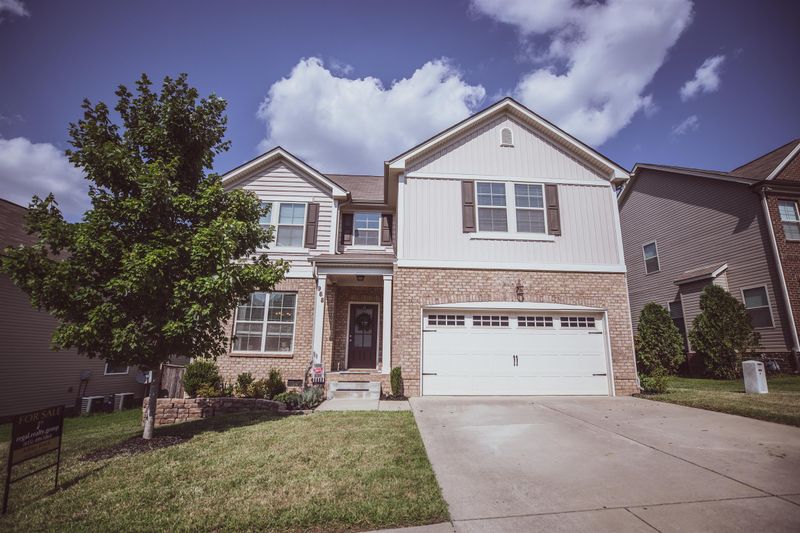 968 Legacy Park Rd, Mount Juliet, TN 37122