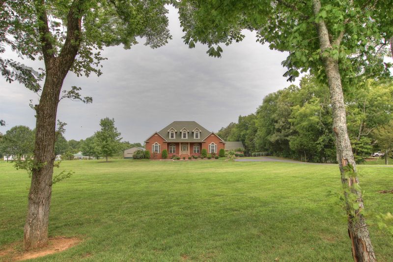 5995 Ocala Rd, Murfreesboro, TN 37128