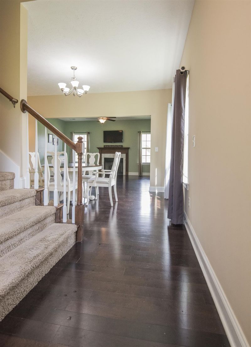 5114 Reagan Dr, Murfreesboro, TN 37129