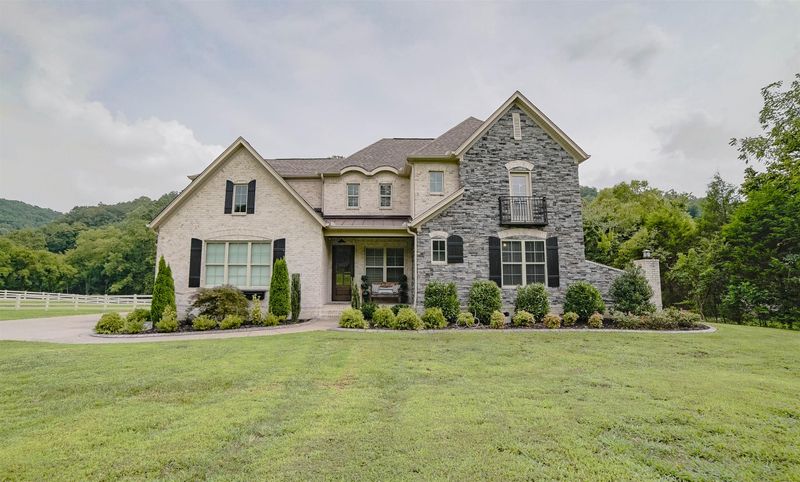 8145 Charlotte Pike, Nashville, TN 37209