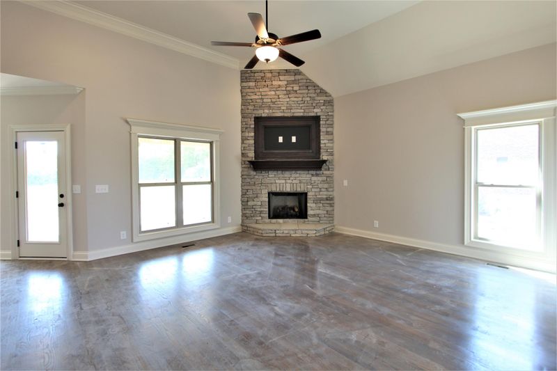 435 Whitley Way #211, Mount Juliet, TN 37122