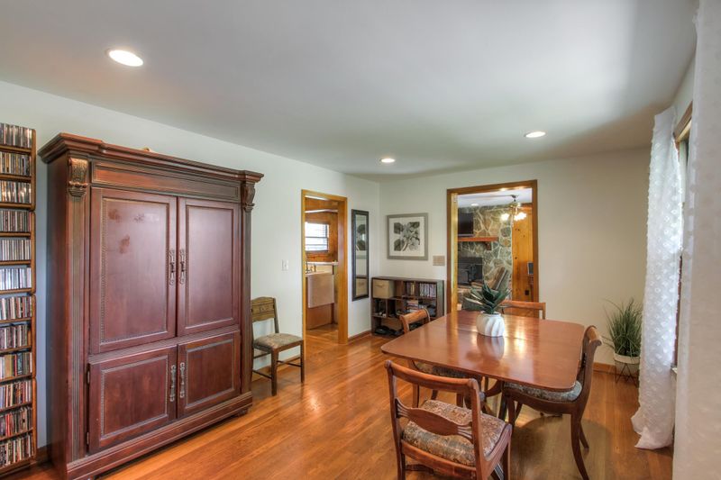 369 Gillette Rd, Nashville, TN 37211