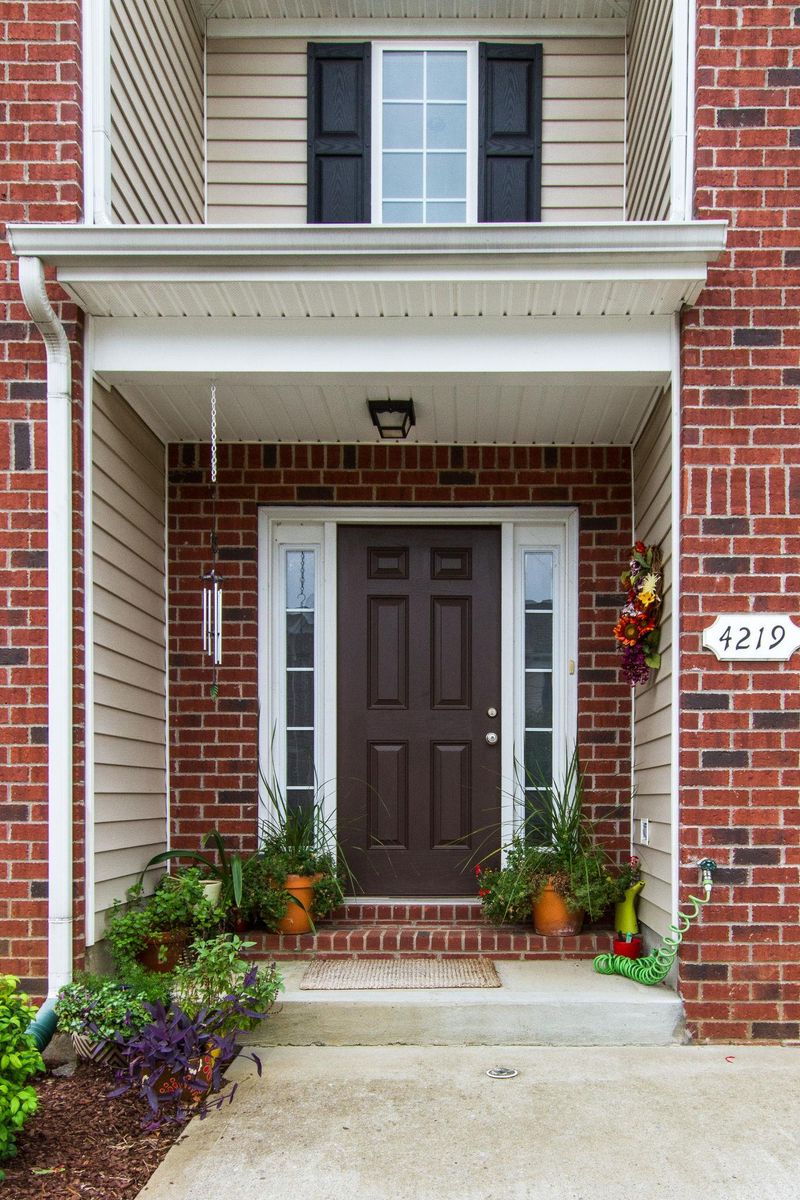 4219 Aurora Cir, Murfreesboro, TN 37127