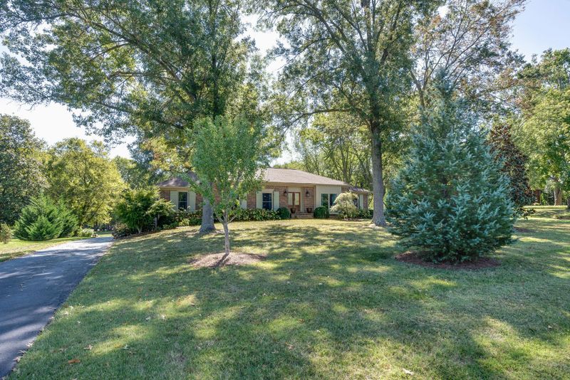 2230 Isaac Ln, Franklin, TN 37064