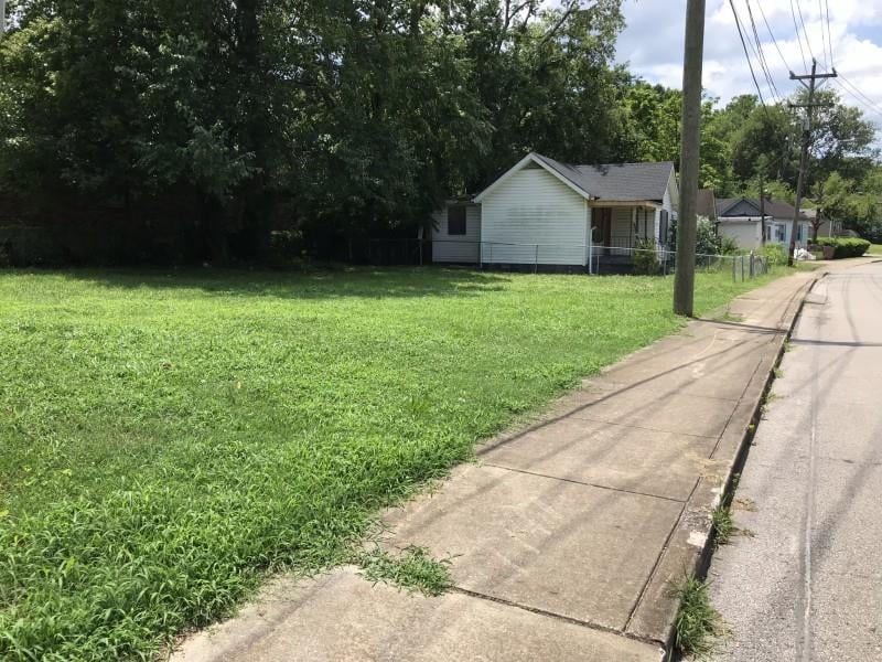 1517 14th Ave N, Nashville, TN 37208