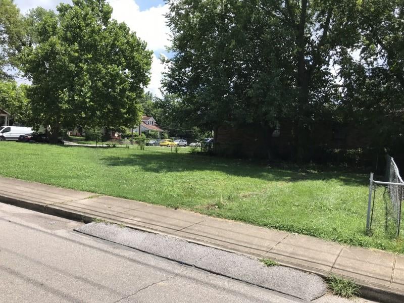 1517 14th Ave N, Nashville, TN 37208