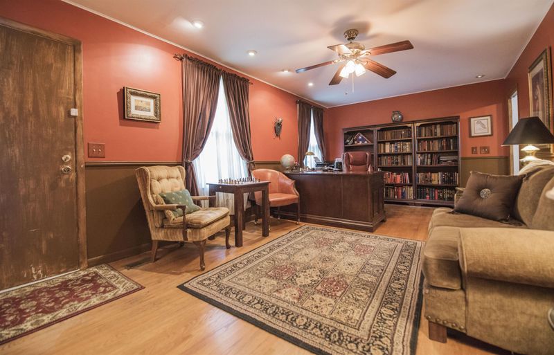 1906 Greerson Dr, Murfreesboro, TN 37129