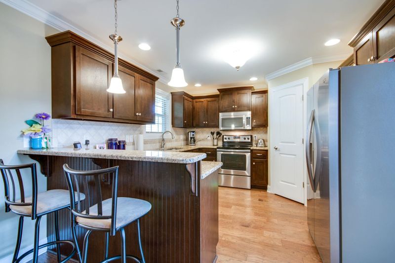 5136 Starnes Dr, Murfreesboro, TN 37128