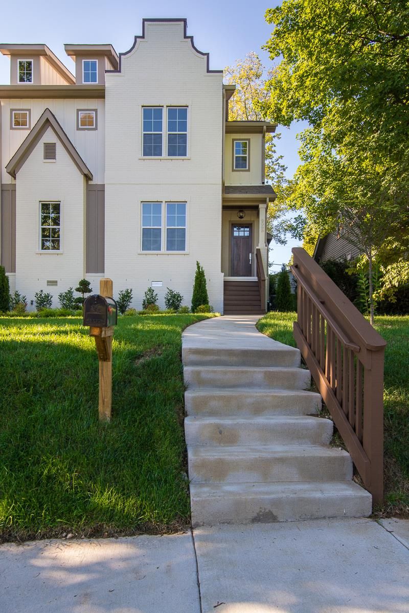 909B Halcyon Ave, Nashville, TN 37204