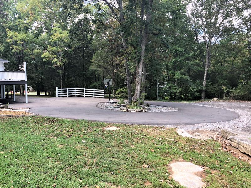 128 Karen Dr, Mount Juliet, TN 37122