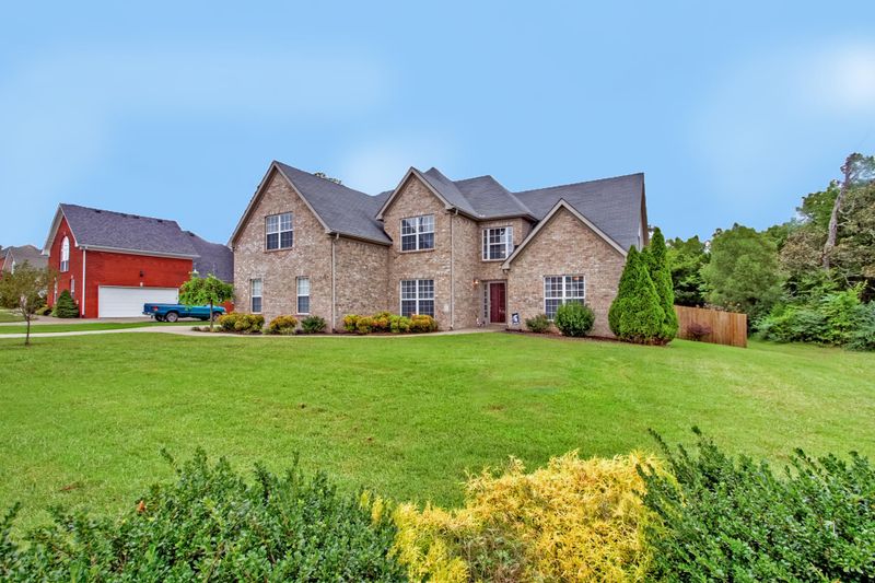 102 Beagle Rn, Mount Juliet, TN 37122