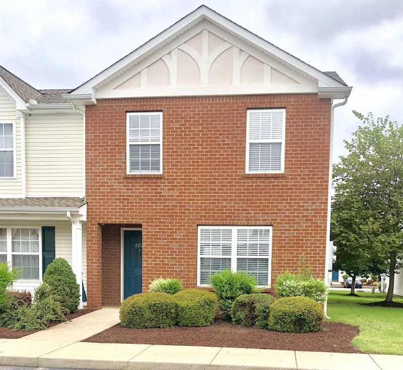 372 Shoshone Pl, Murfreesboro, TN 37128