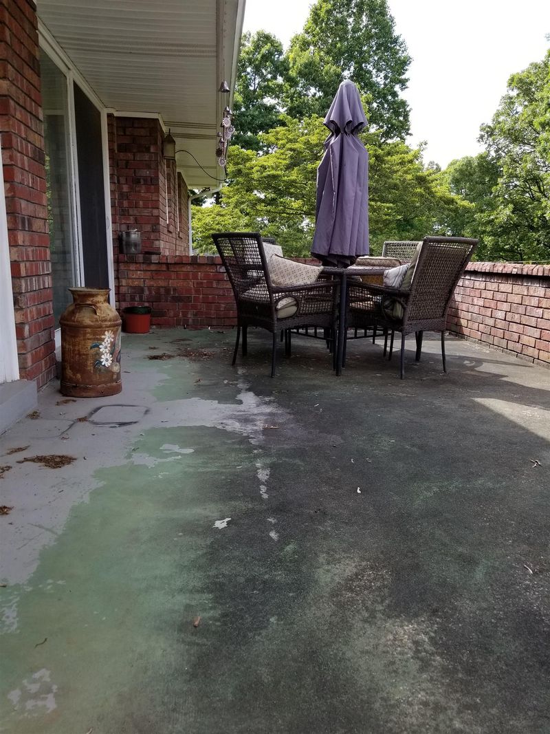 301 Luther Rd, Dickson, TN 37055