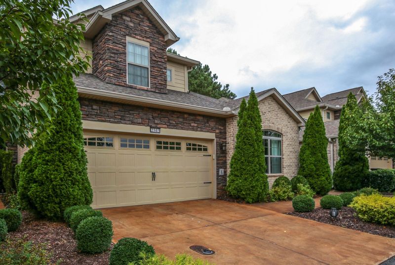 2343 River Terrace Dr, Murfreesboro, TN 37129