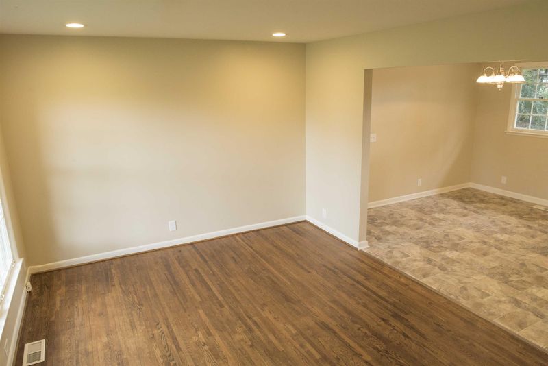 225 Maple Dr, Franklin, TN 37064