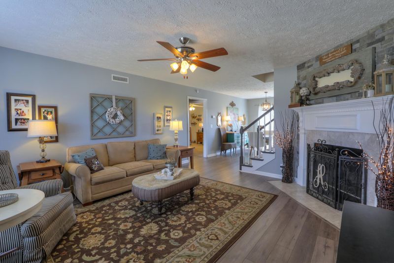 693 Crescent Rd, Murfreesboro, TN 37128