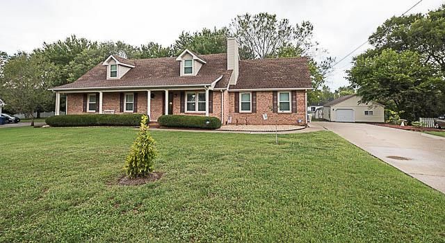 3326 Crestmount Dr, Murfreesboro, TN 37129