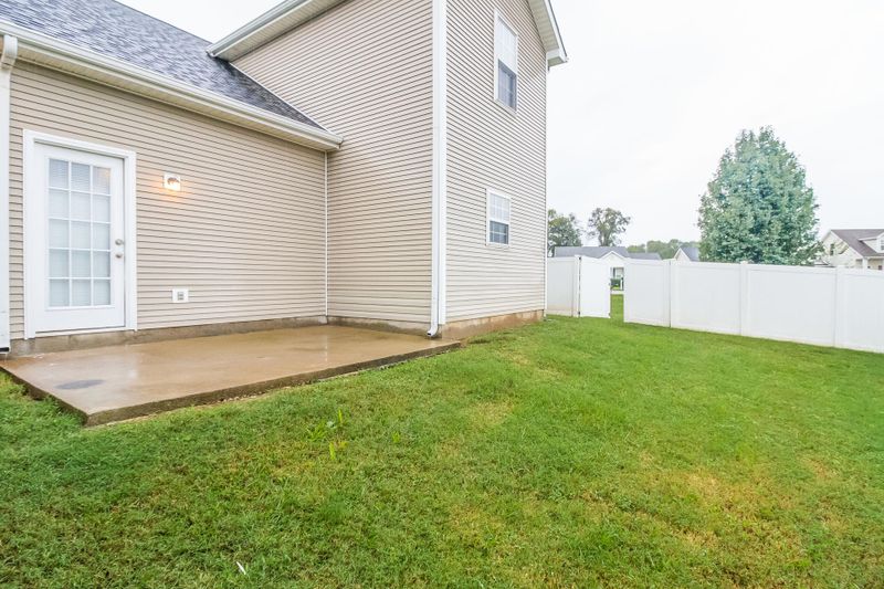 2754 Pepperdine Dr, Murfreesboro, TN 37128