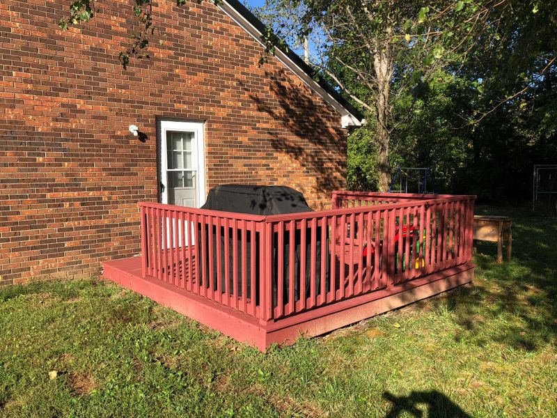 8647 Cedar Grove Rd, Cross Plains, TN 37049