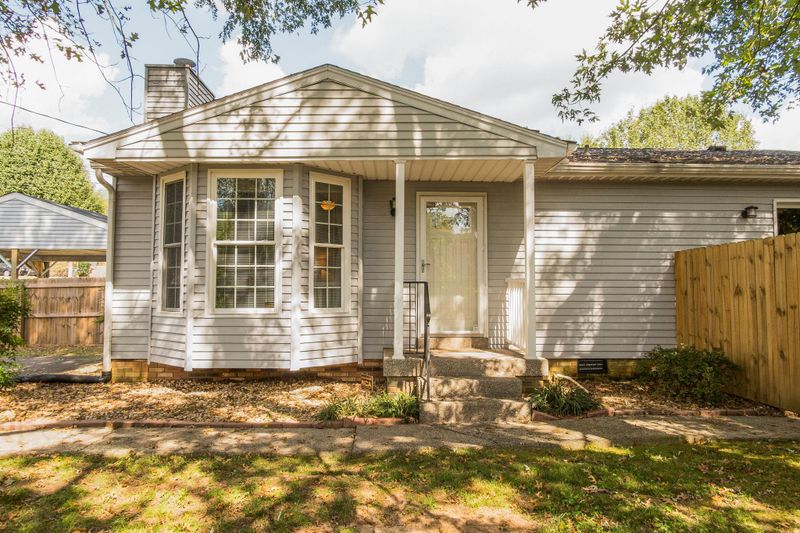 908 Patio Dr, Nashville, TN 37214