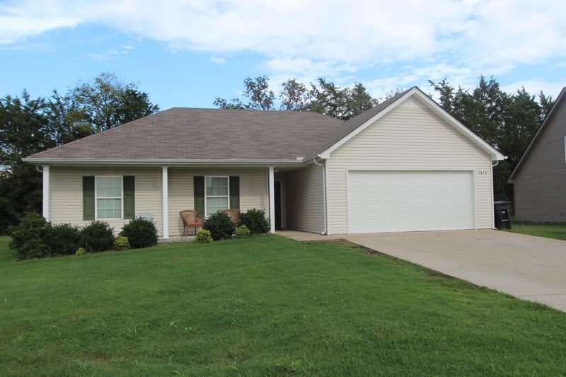 1414 Passage Dr, Murfreesboro, TN 37130