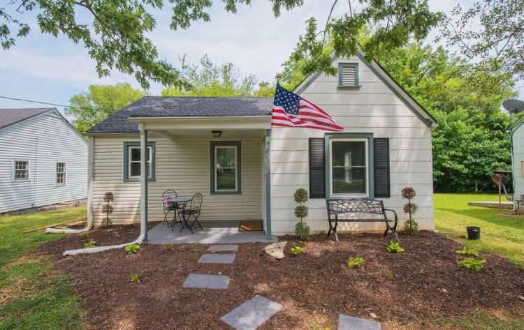 1106 Jetton Dr, Murfreesboro, TN 37130